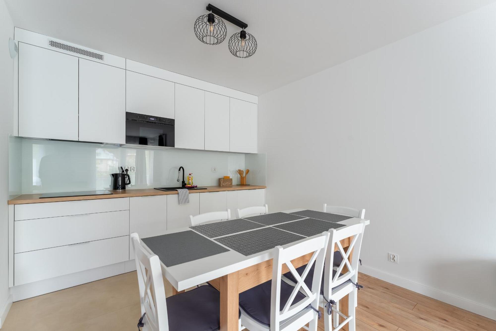 Apartment K27 - Z Pieknym Widokiem I Parkingiem - Spaceapart